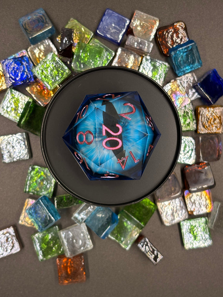 Liquid Core Dragon Eye D20 50 Mil