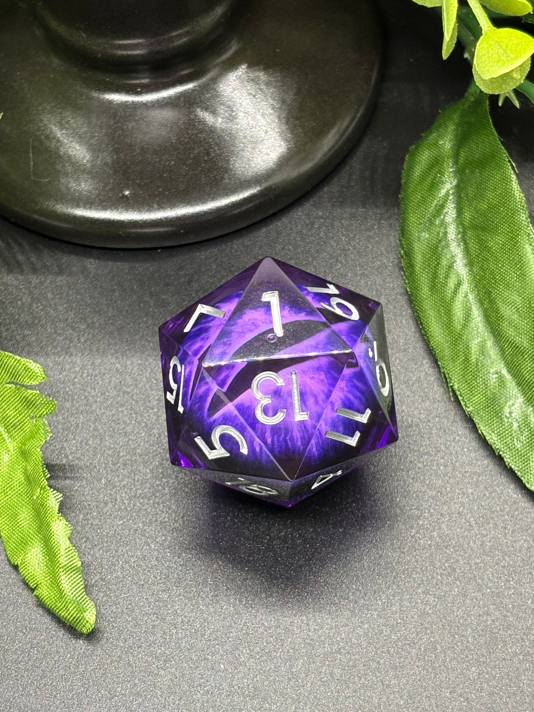 Liquid Core Dragon Eye D20 33 Mil