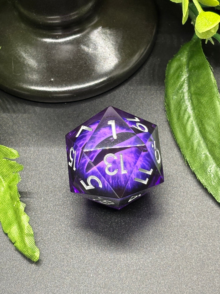 Liquid Core Dragon Eye D20 33 Mil