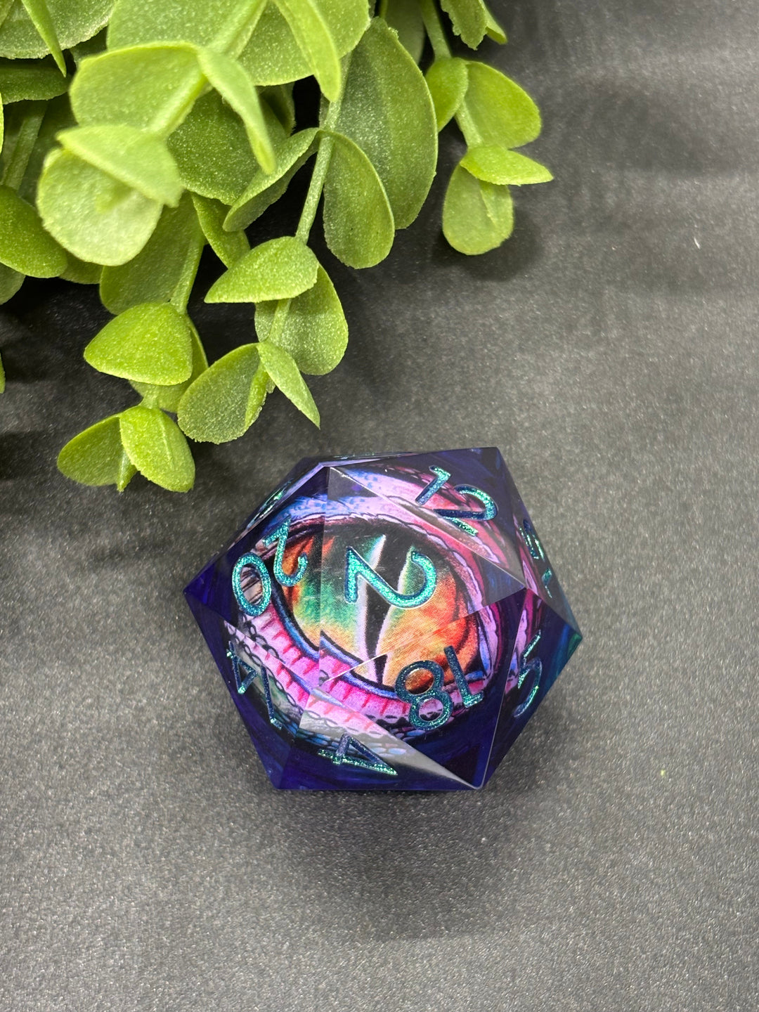 Liquid Core Dragon Eye D20 33 Mil