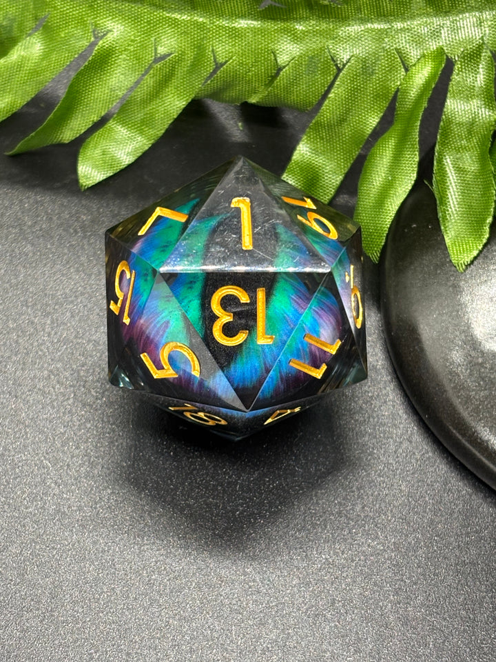 Liquid Core Dragon Eye D20 33 Mil