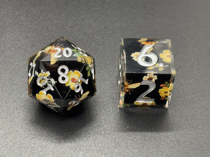 Sharp Edge Spring Dice Sets