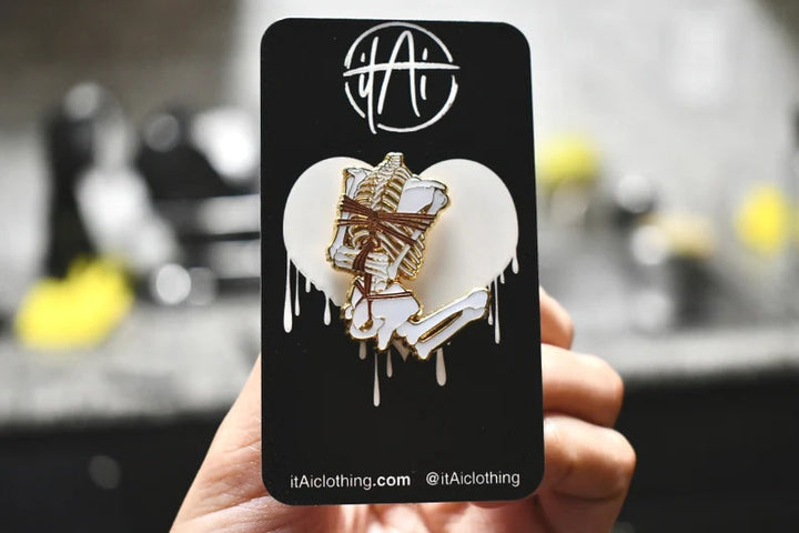 itAi Pins