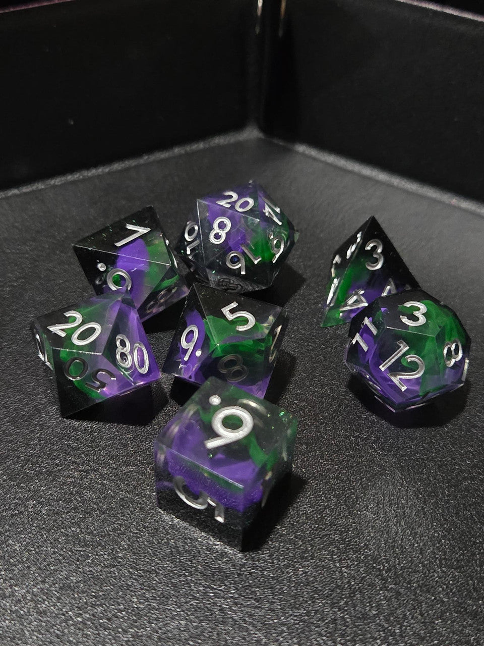 Purple Green Vapor Sharp Edge Set