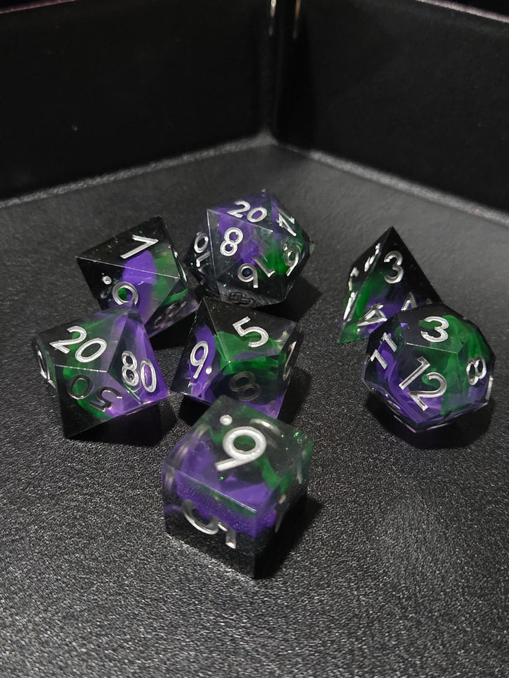Purple Green Vapor Sharp Edge Set