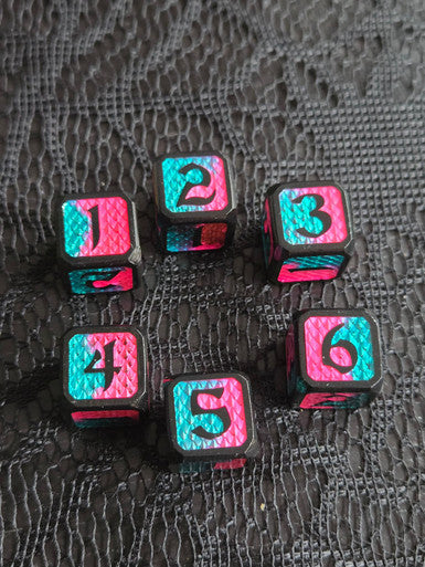 Metal D6 Set Pink Teal Scale