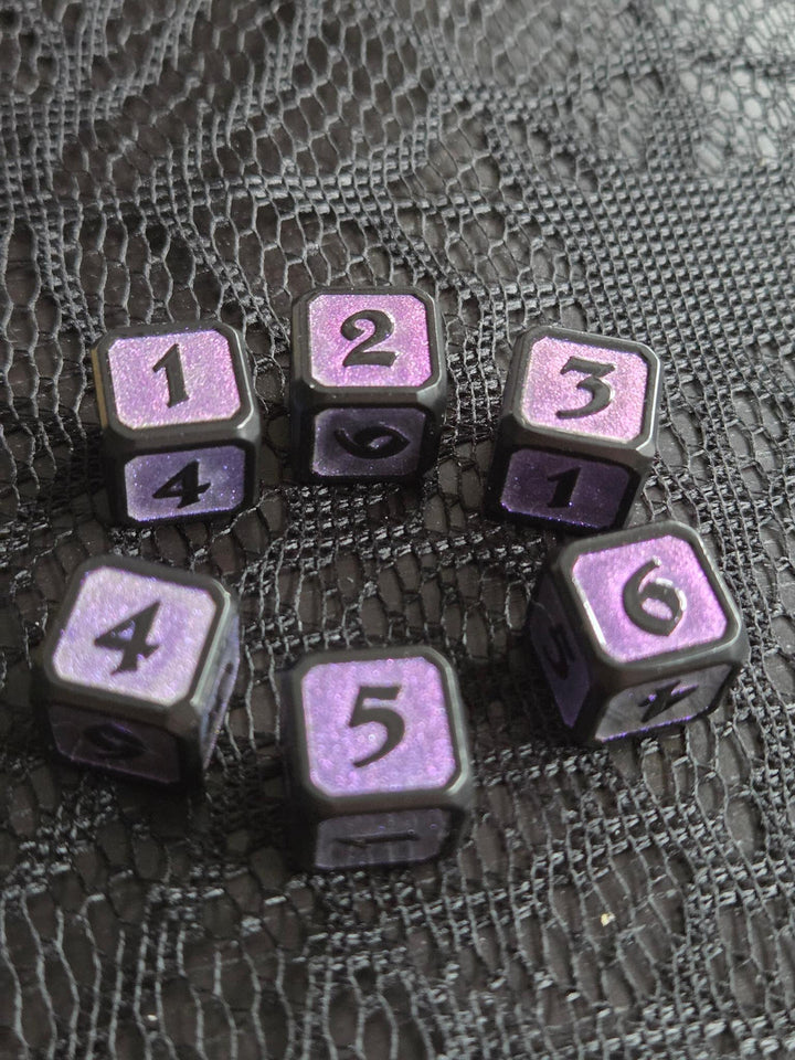 Metal D6 Purple Glitter