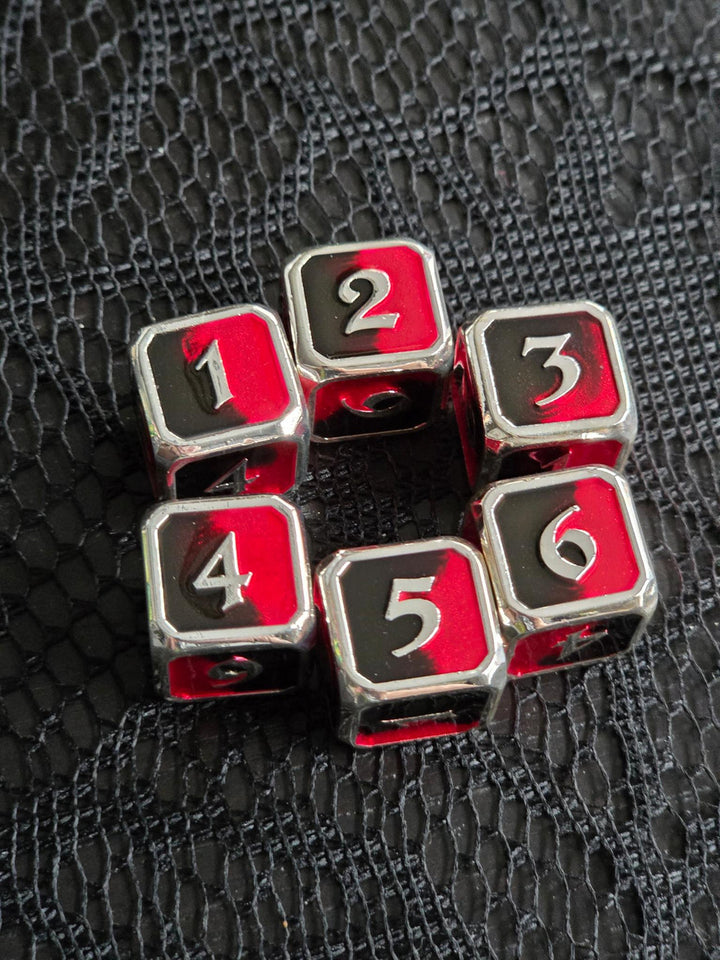 Metal D6 Set Red Black